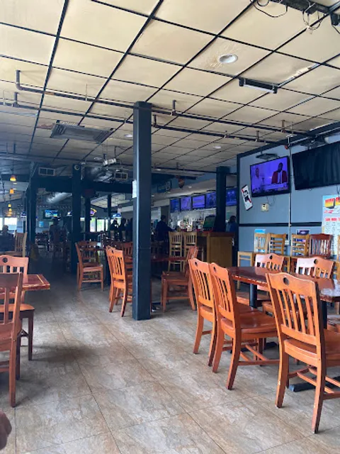 Courtyard Oyster Bar & Grill