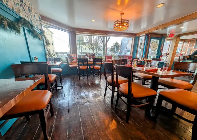 Maitland Farm Kitchen & Spirits