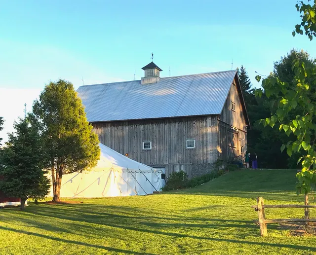The Knoll Barn on Derby Pond