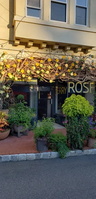 Jerry Rose Floral + Event Design