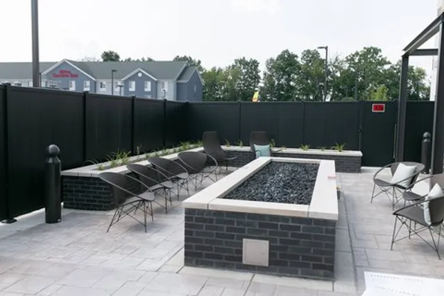 Courtyard by Marriott Elkhart