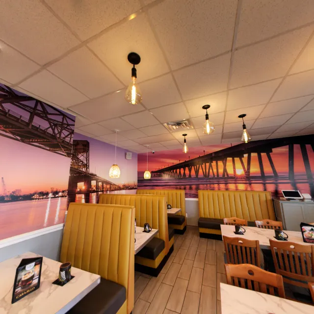 Amanecer Cocina & Café - Shipyard