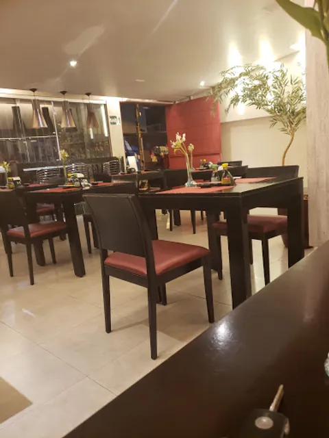 Restaurante Nirá - Japanese Food