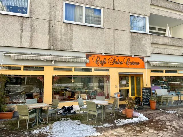 Cafe Salon Cosima