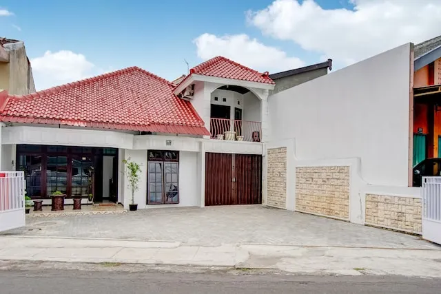 OYO 3467 White Residence