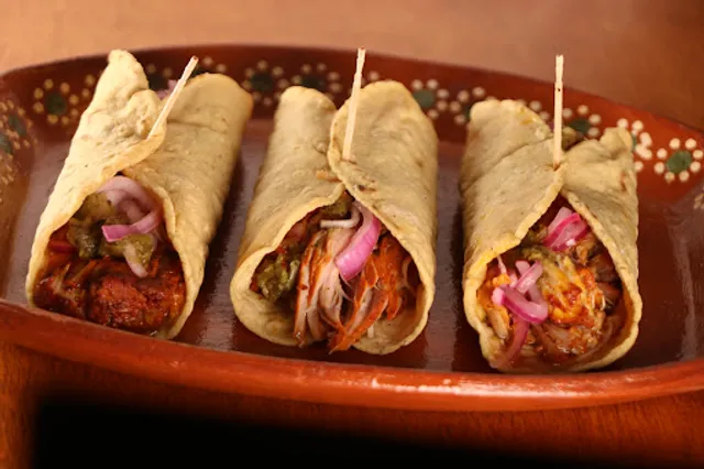 Cochinita Pibil Don Amado (San Baltazar)