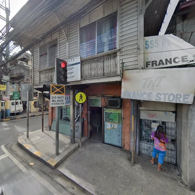 D' Hiding Place Bar & Restaurant