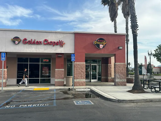 Golden Chopstix Rialto