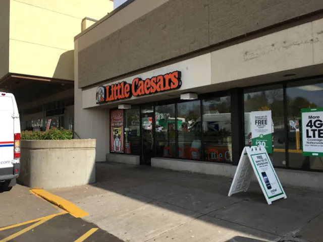 Little Caesars Pizza