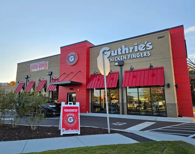 Guthrie's Golden Fried Chicken Fingers