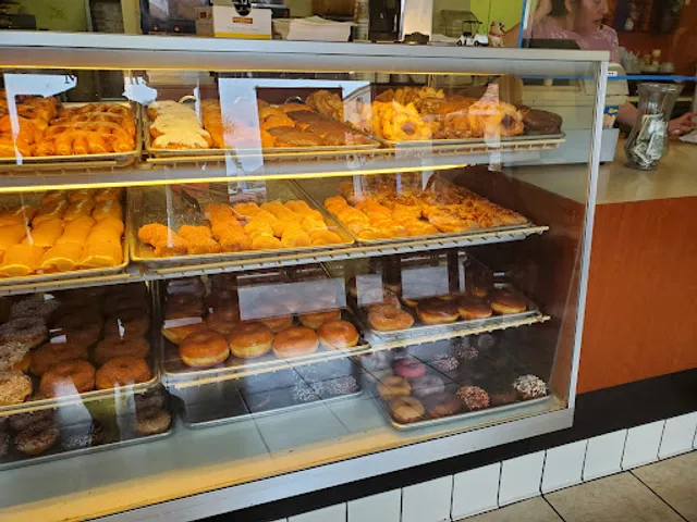 Hole-N-One Donuts & Bagels