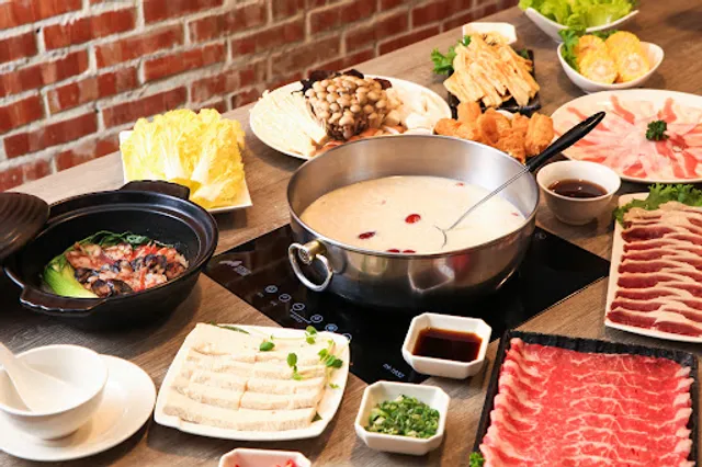 火鍋106-粵式豬肚雞煲鍋吉林店