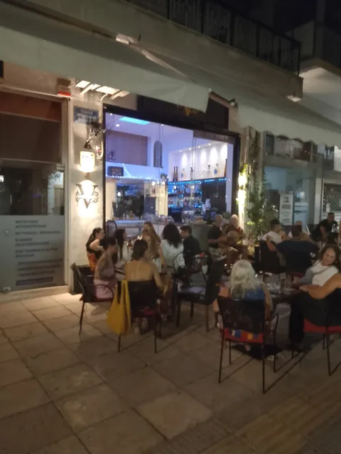 Vinnicius Coffee & Wine