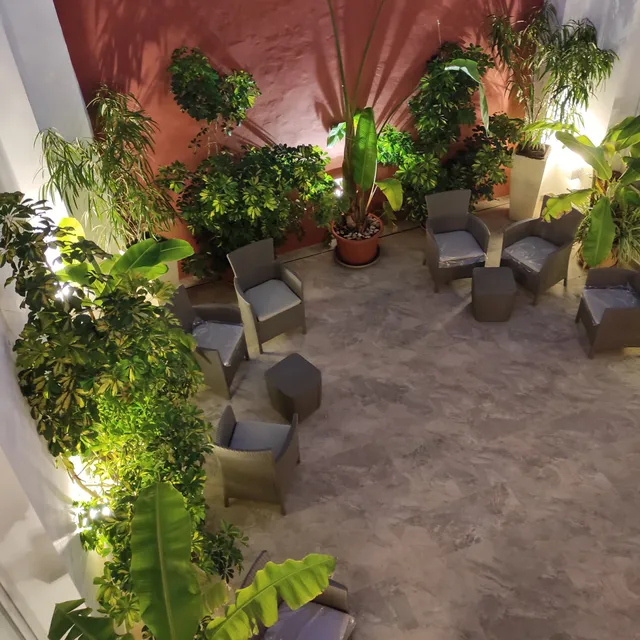 La Casa De Los Balcones