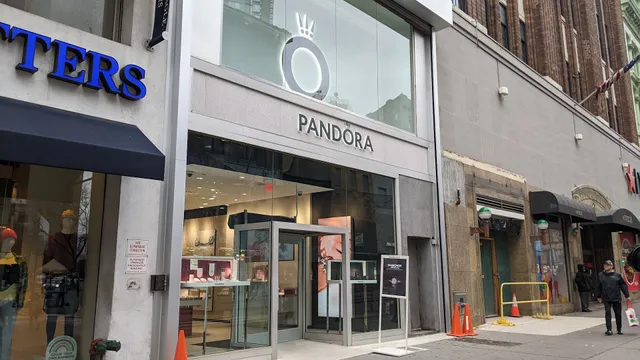 Pandora Jewelry