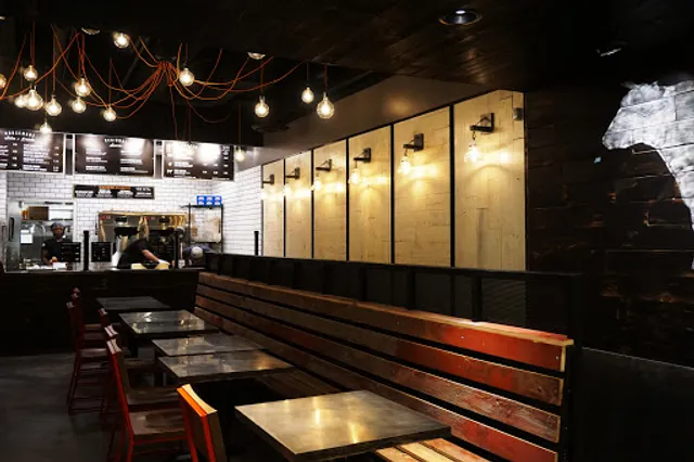 Blackwood BBQ - Illinois Center