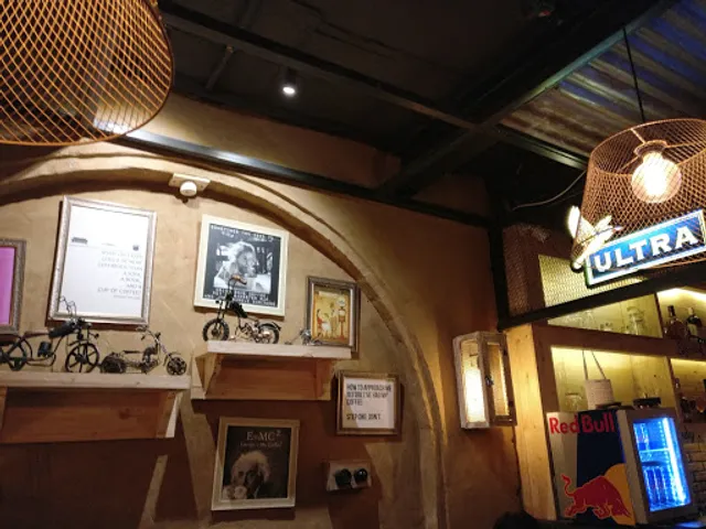 Unplugged Cafe And Bar