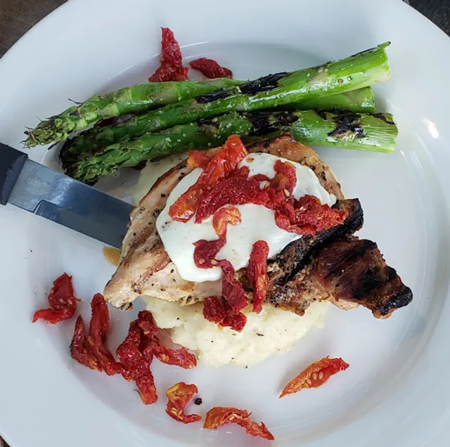 The Lookout At The Pyramid