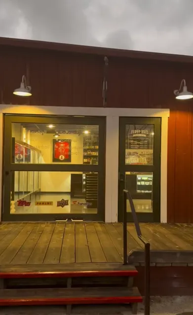 Honey Hole Collectibles