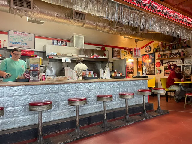 Deb’s Diner