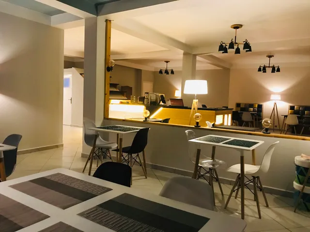 BrotherhooD Restaurant