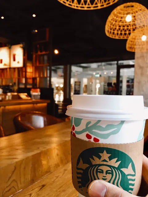 Starbucks Lang Suan