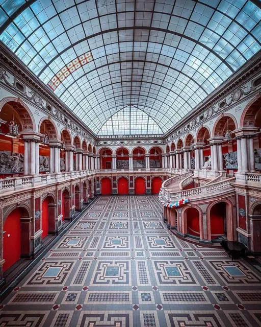 Санкт-Петербургская государственная художественно-промышленная академия имени А. Л. Штиглица»