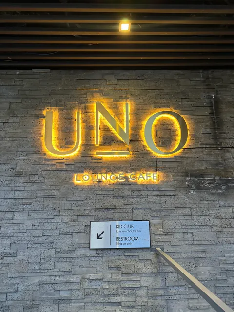 UNO Lounge Cafe