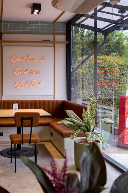 Mama Pasta Bistro Krungthep Kreetha