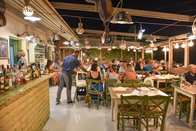 ΚΟΚΚΙΝΙΔΗΣ ΤΑΒΕΡΝΑ