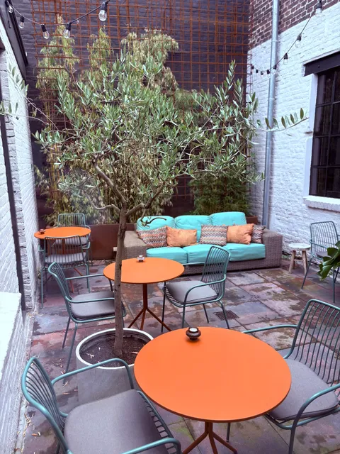 Cousins Boutique Hotel