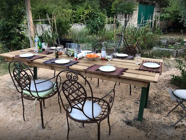 mas des trois cyprès