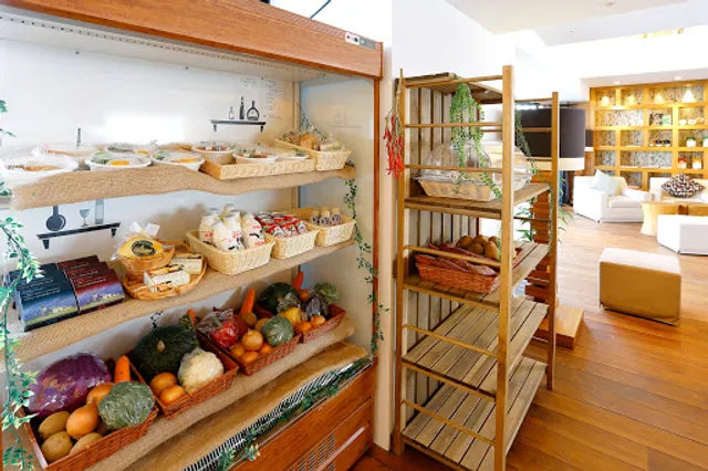 Gallery Cafe (One Niseko Resort Towers)