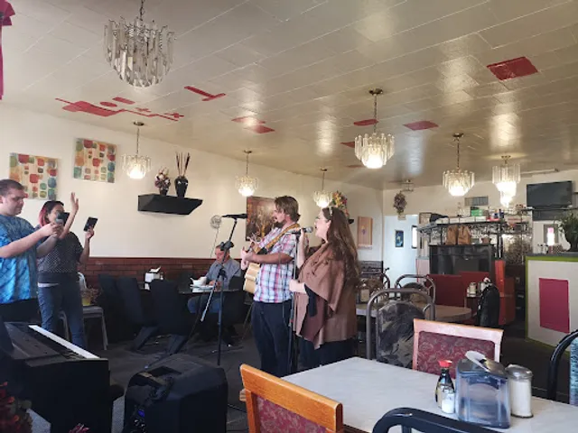 Snow White Family Restaurant