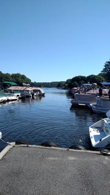 Lake's End Marina