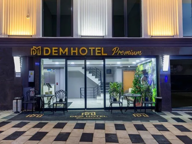 Premium Dem Hotel