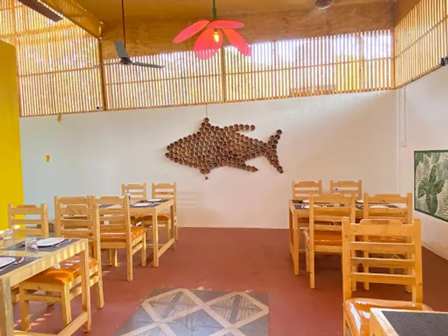 Fish Bone family Bar & Restaurant, Sancaole