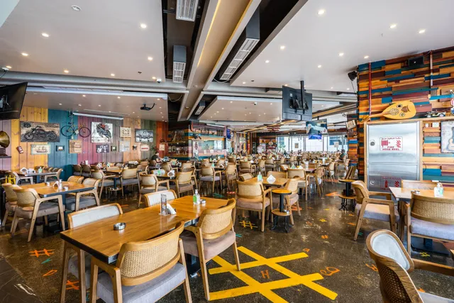 HashTag Cafe & Restaurant