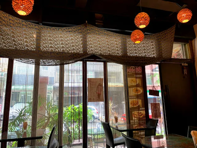 Bhabhis Indian Restaurant