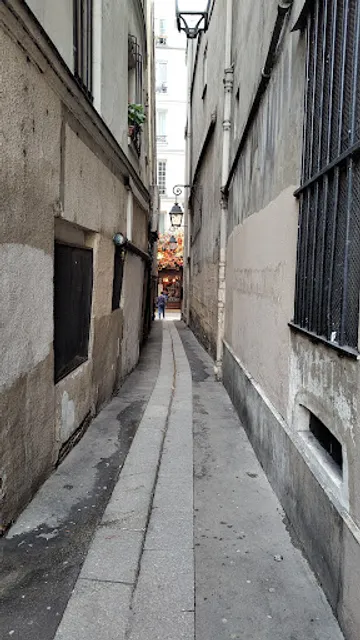 Rue du Chat Qui Pêche