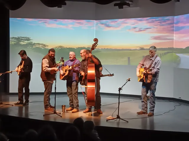 Looney’s Amphitheater Complex and Cultural Center
