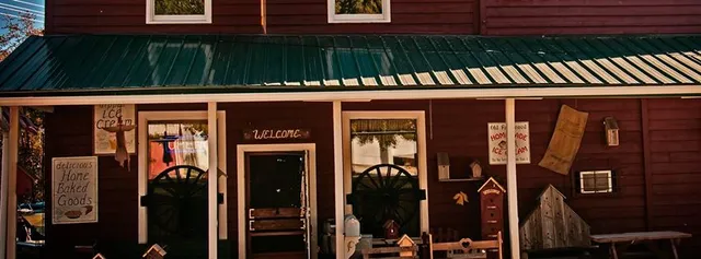 Pfeiffer Station General Store