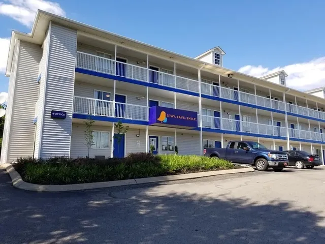 InTown Suites Extended Stay Nashville TN - Bell Road