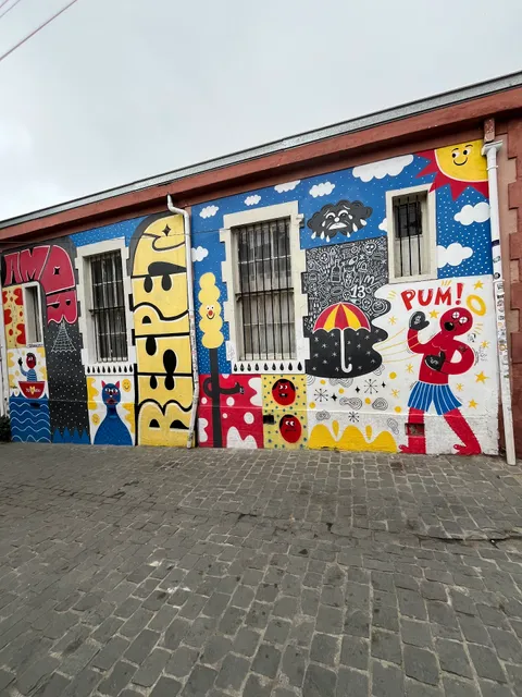 Tours 4 Tips Santiago City Tour