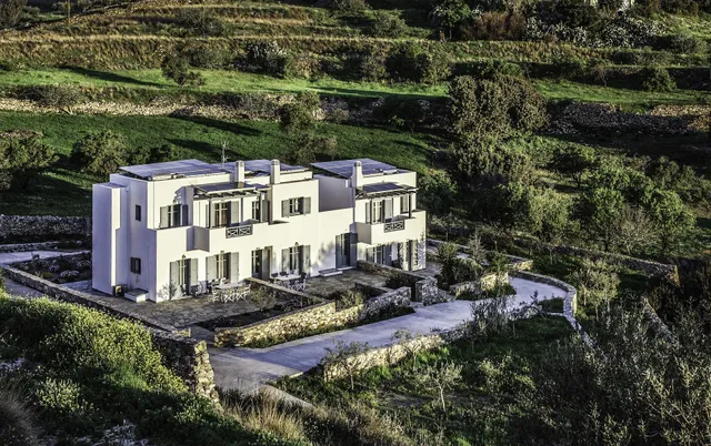 Avrofilito Syros Houses