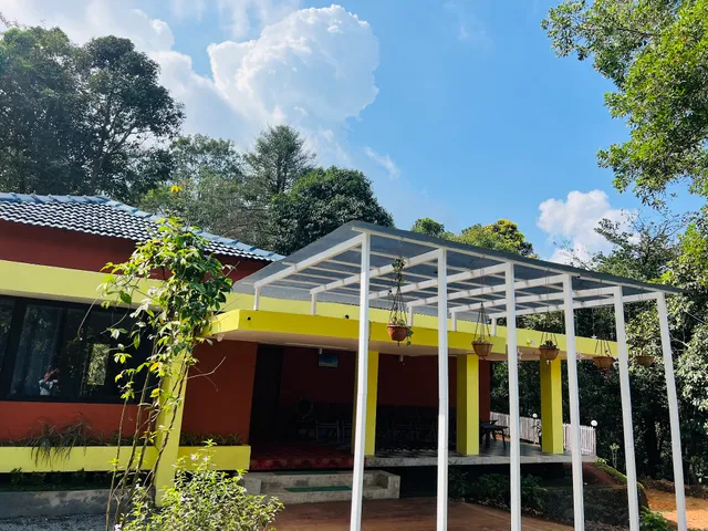 Chain Tree Valley Holiday Homes