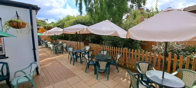 Old Farmhouse Restaurant & Tea Rooms