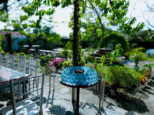 The Urban Garden Resto
