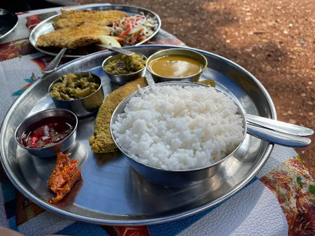 Star Bar & Restaurant