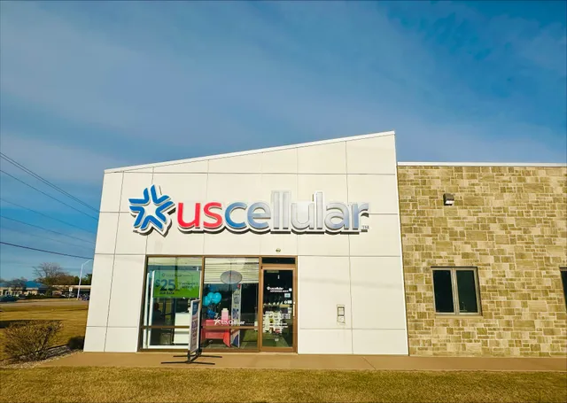 Authorized Retailer UScellular & T-Mobile